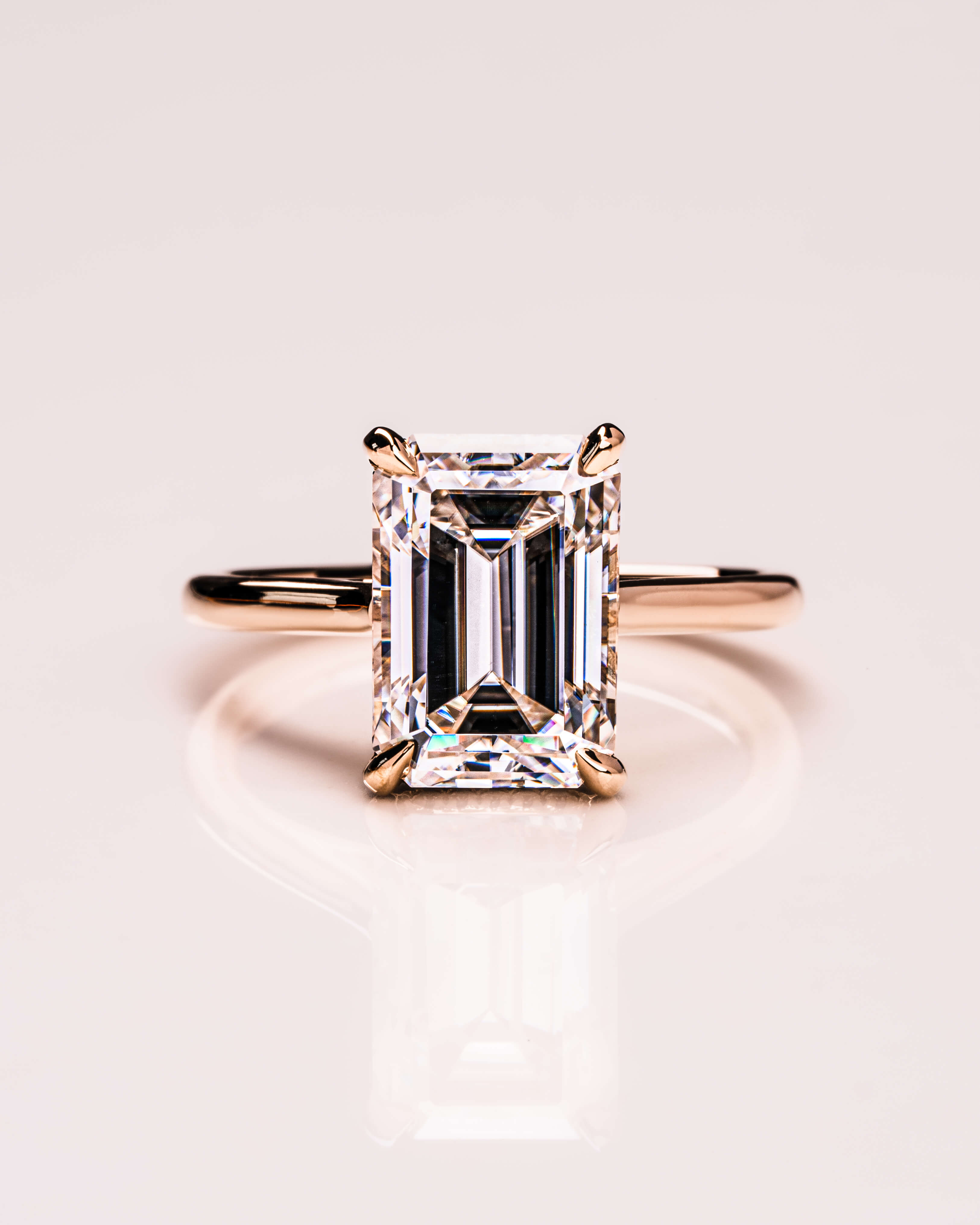 Caroline Emerald Ring in Gold