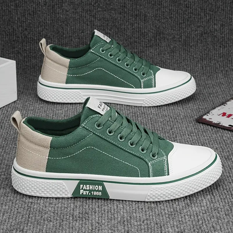 Eryx Classic Canvas Sneaker