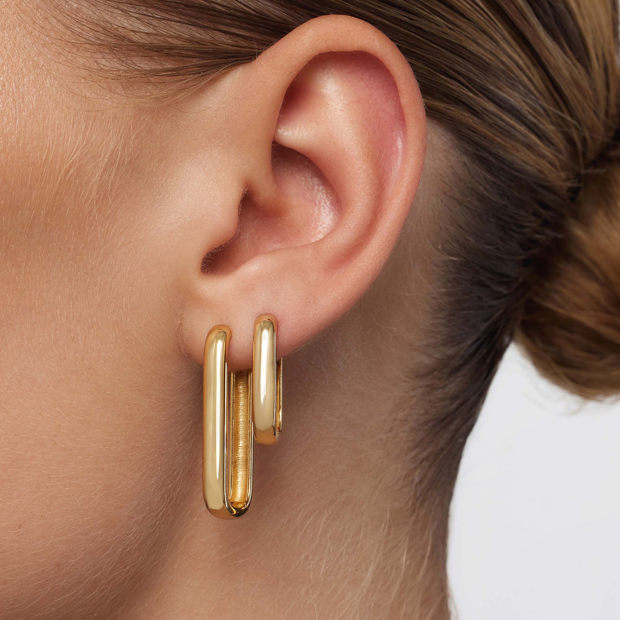 The Icon Hoops in Gold