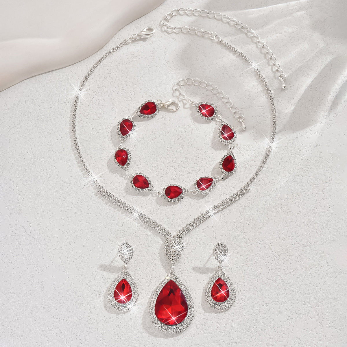 Edith – Ruby Jewellery Set