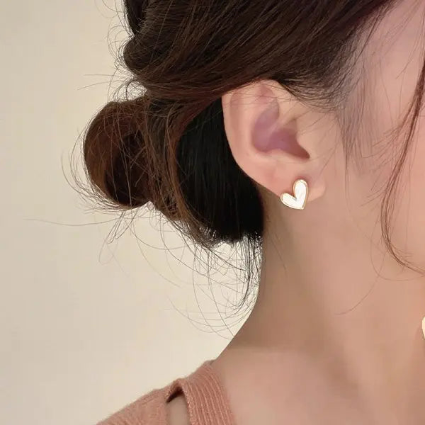 Elegant Wine Red Heart Enamel Stud Earrings