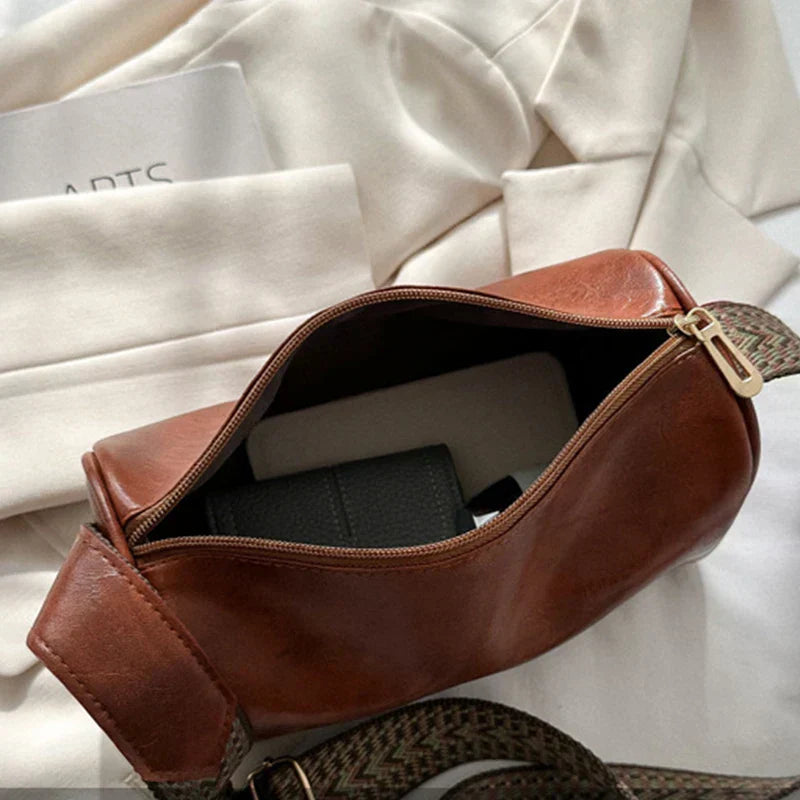 Trine | Classic Leather Crossbody Bag