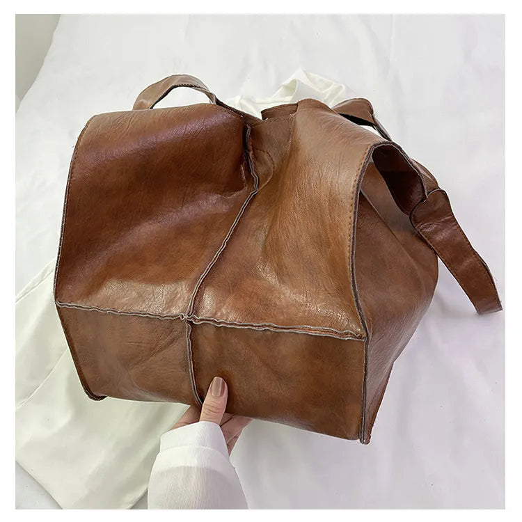 Laura’s Timeless Allure