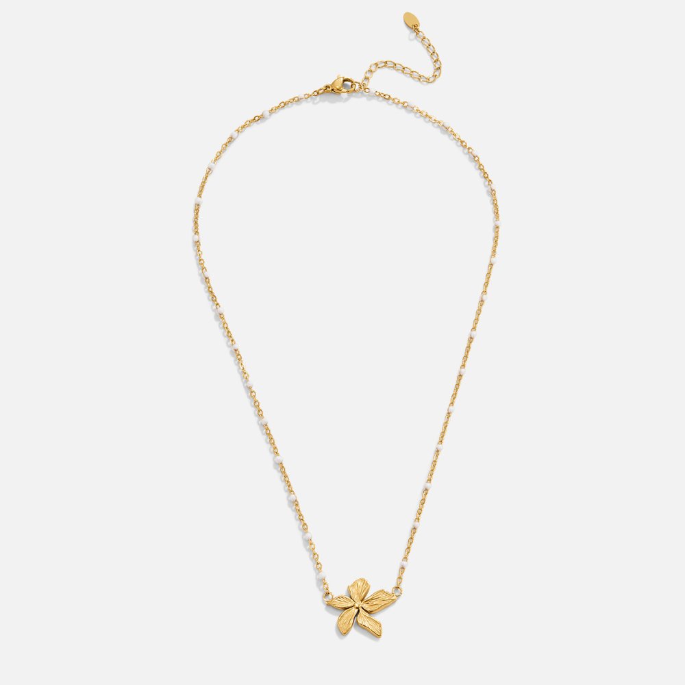 Elegant Gold Flower Necklace