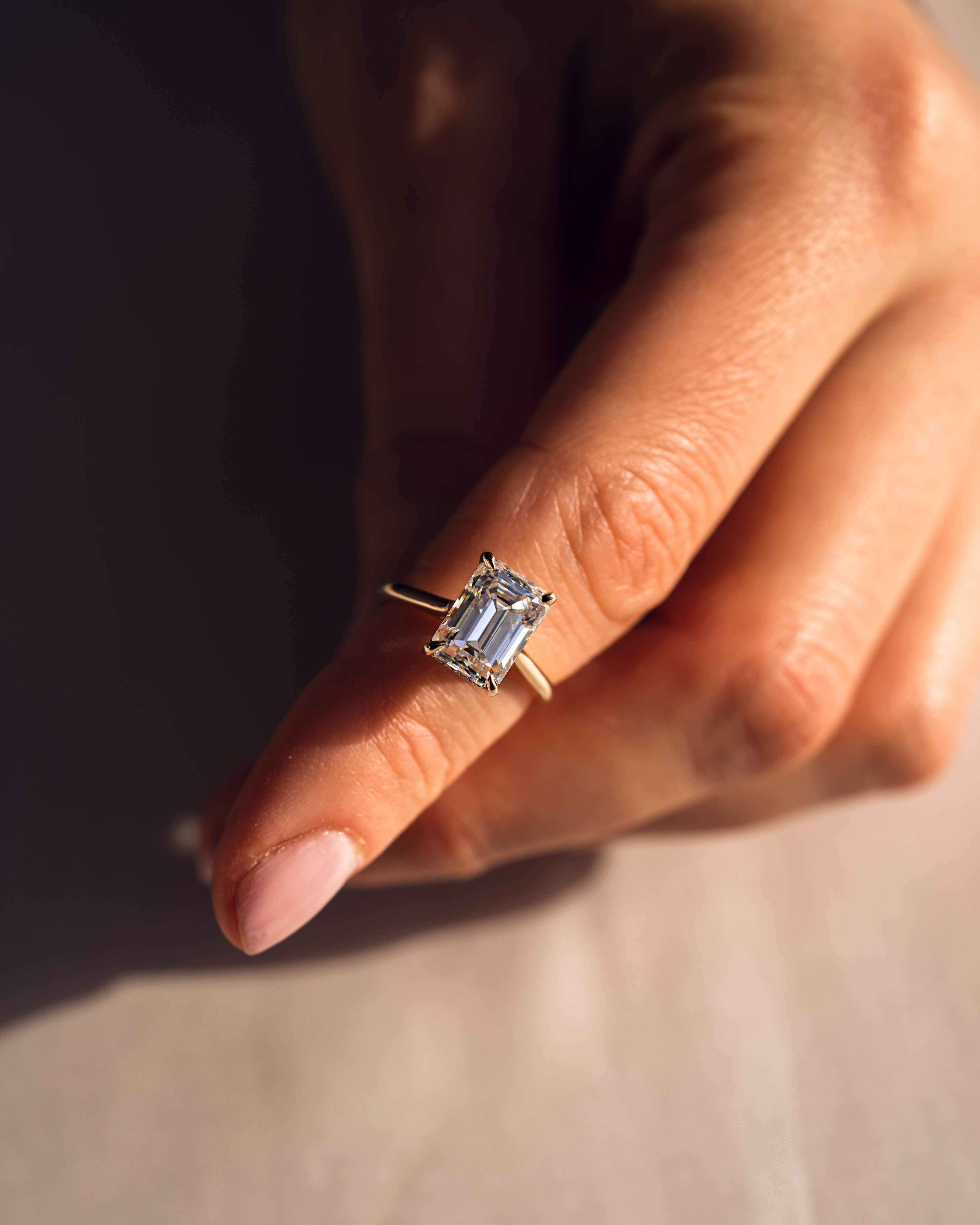 Caroline Emerald Ring in Gold
