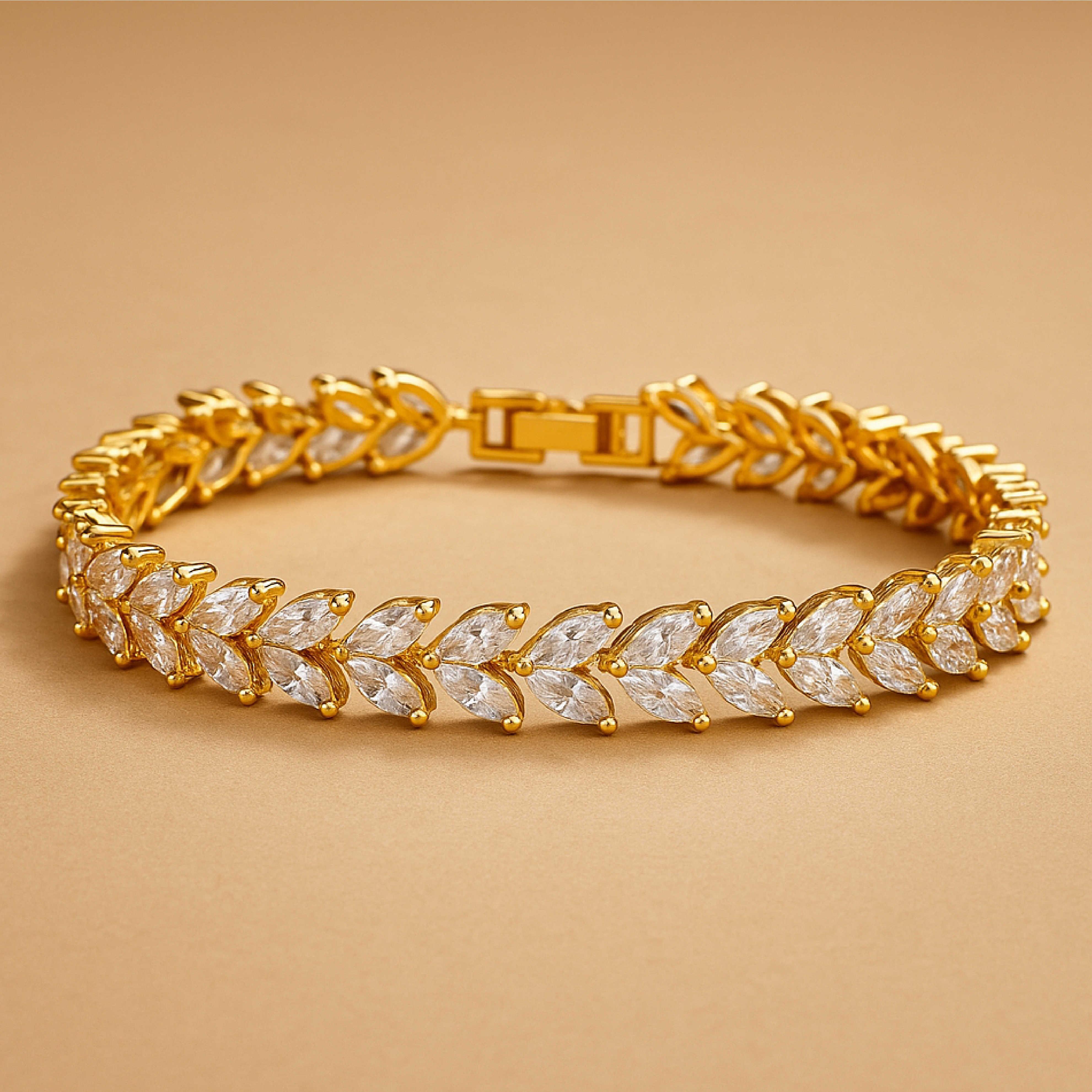 Nemorina Foliora Bracelet in White Gold