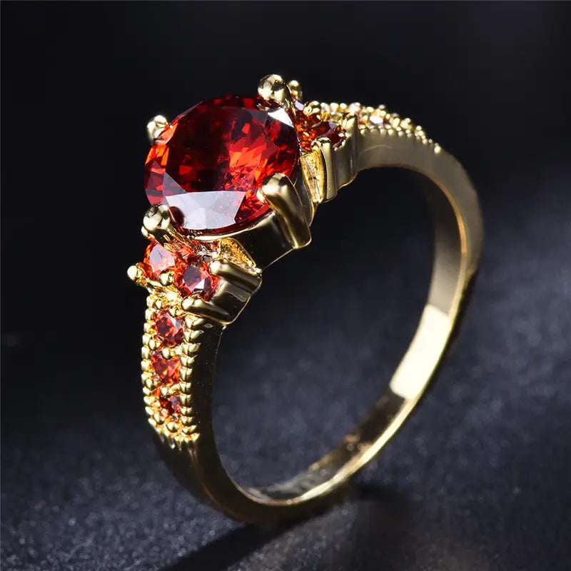 Clara – Gold Statement Ring