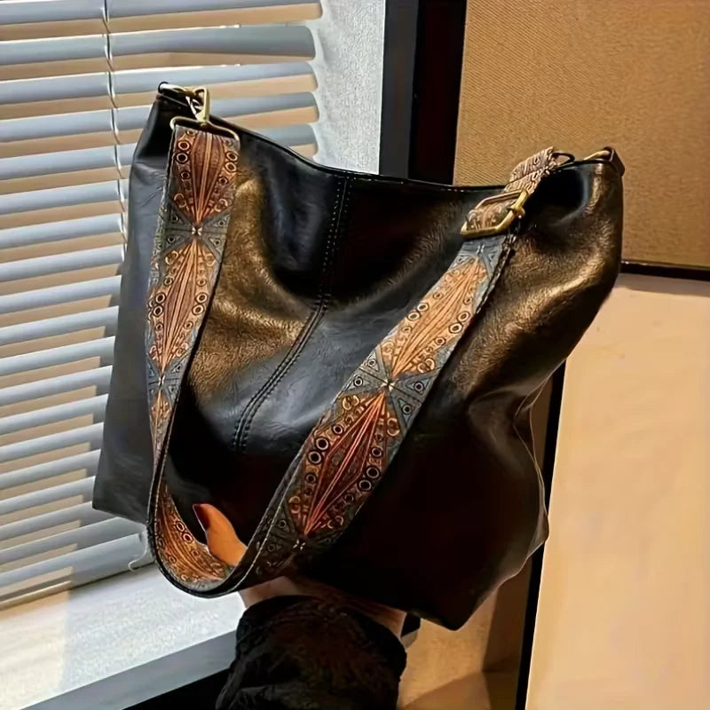 Talia’s Chic Wanderer | Pattern-Strap Shoulder Bag