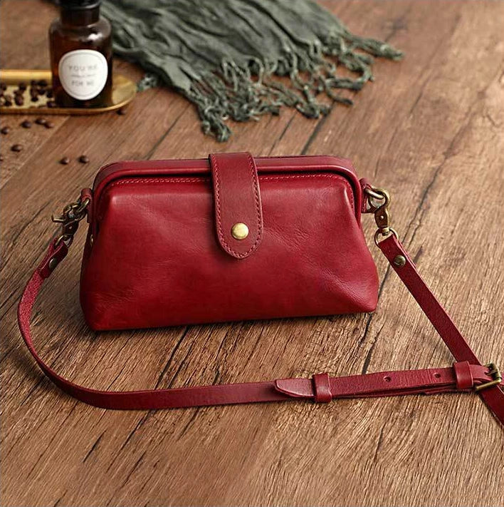 Alyssa Timeless Charm | Unique Handbag