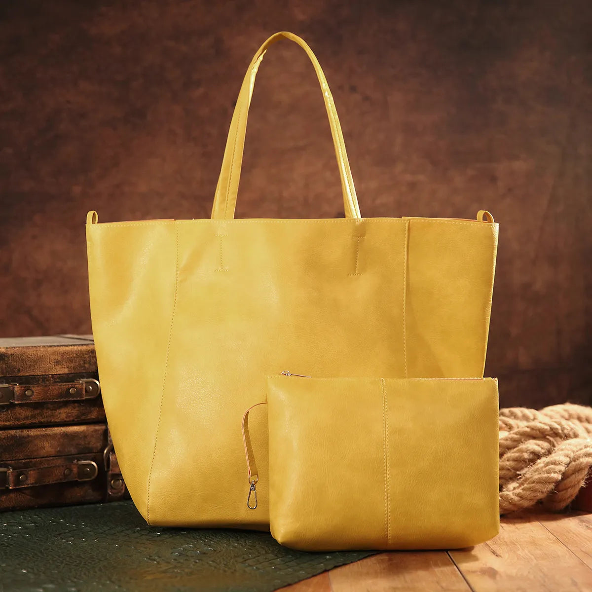 Renee’s Retro Softness | Large Capacity Tote Bag