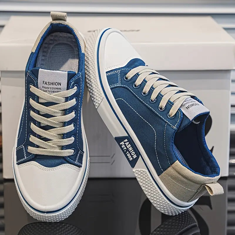 Eryx Classic Canvas Sneaker