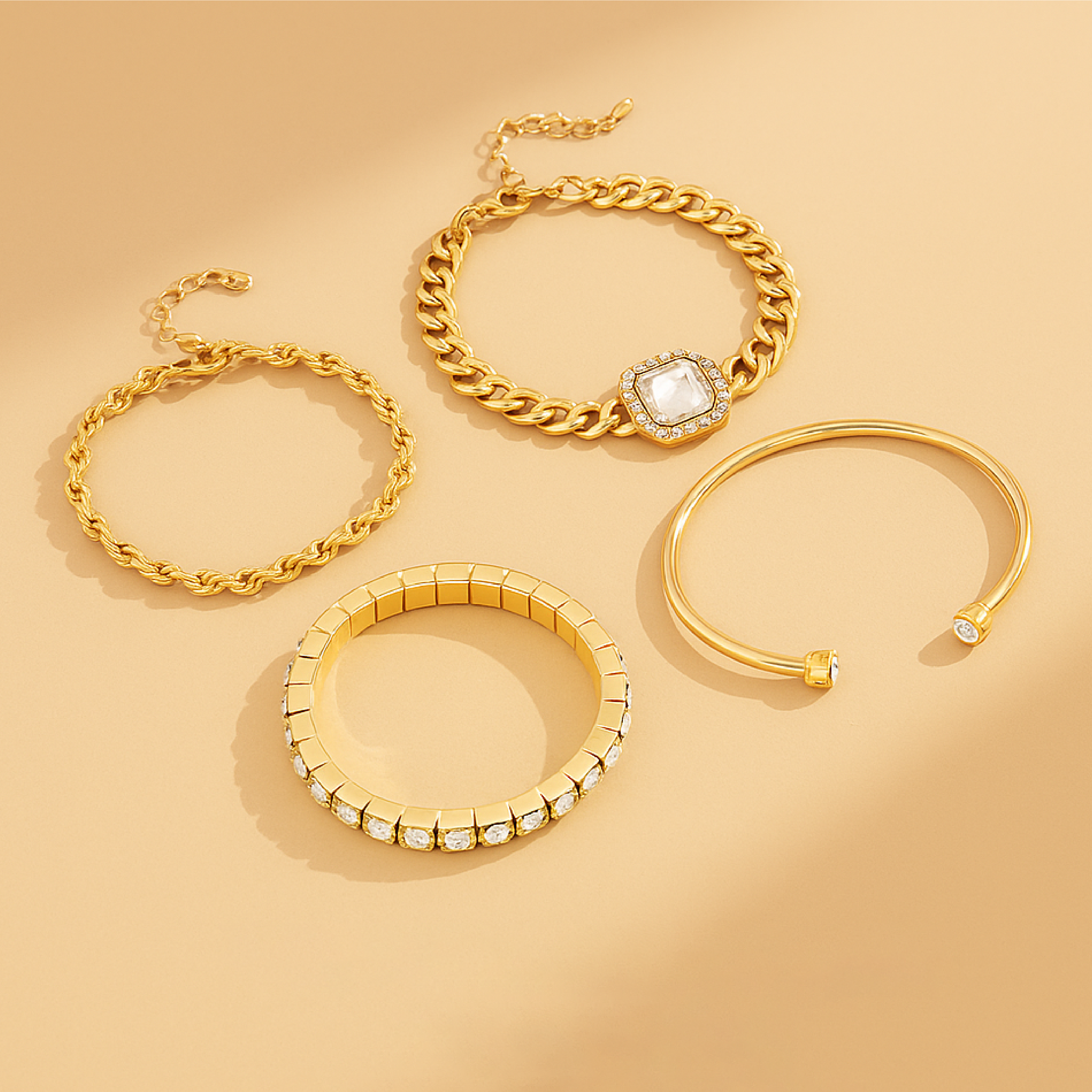 Domitia Calvina Bracelet Set – Gold Elegance
