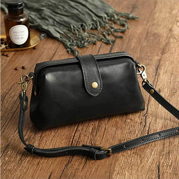 Alyssa Timeless Charm | Unique Handbag