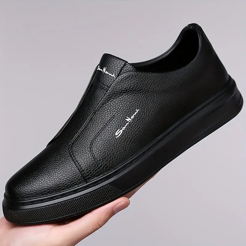 Dacen The Sleek Comfort Sneaker