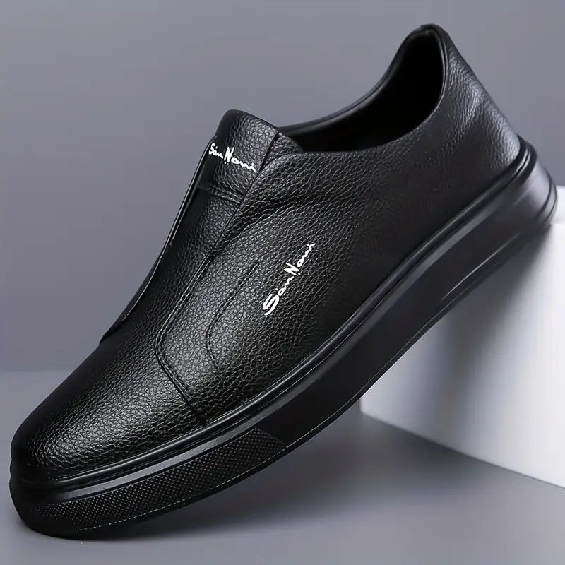 Dacen The Sleek Comfort Sneaker