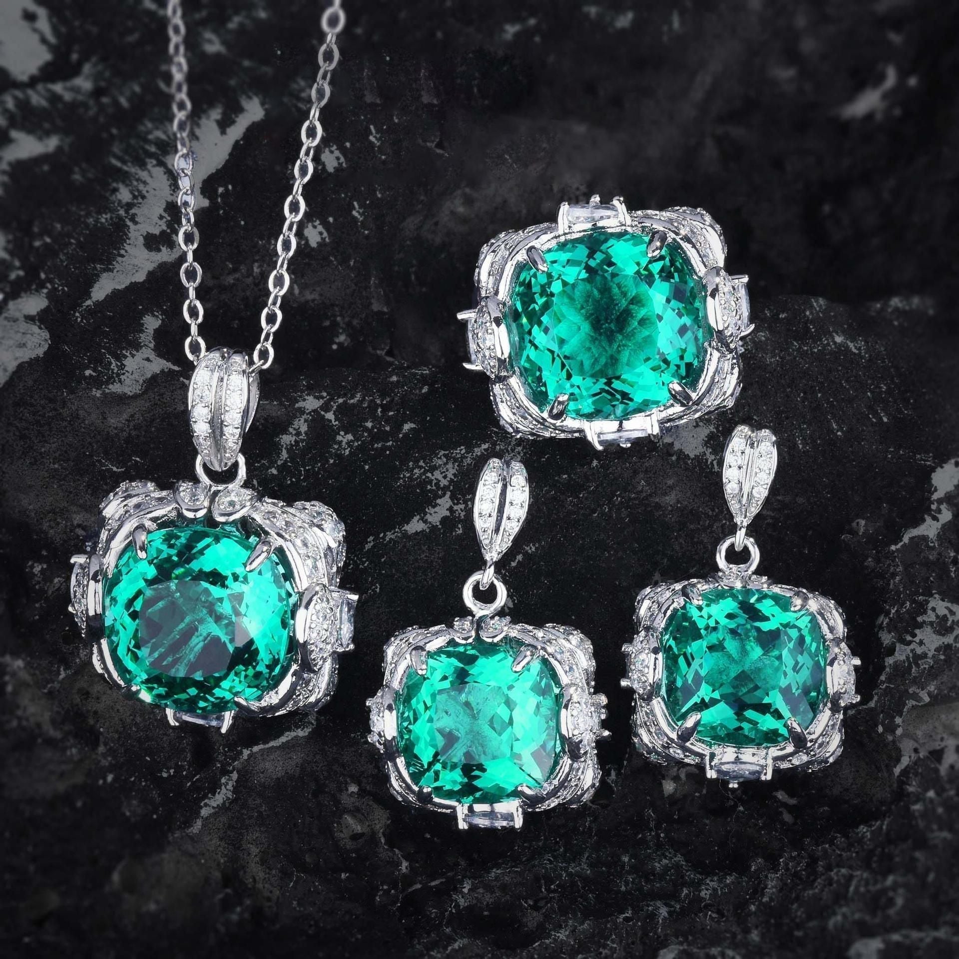 Velora Thandrelle Aquamarin Set | White Gold