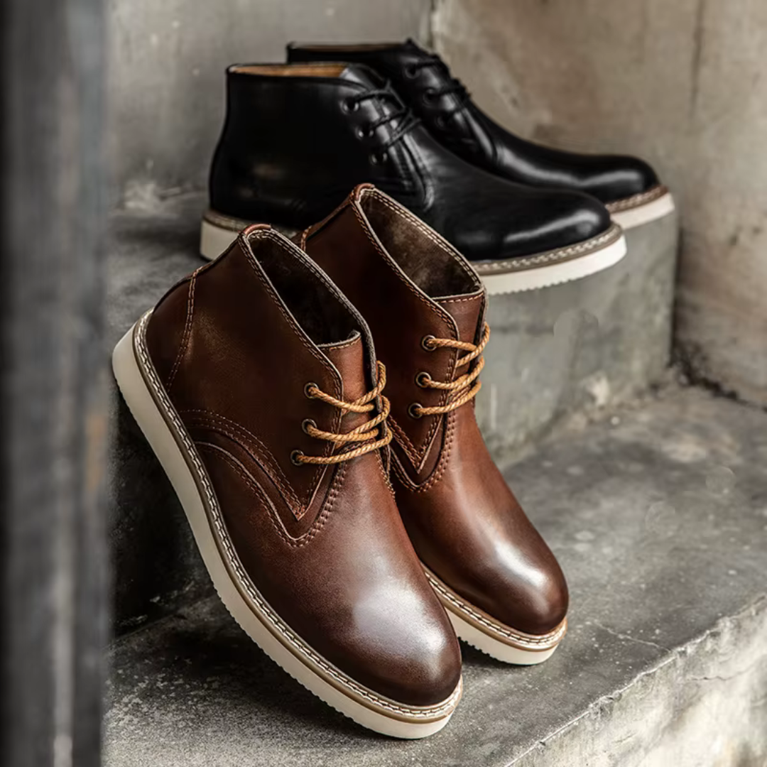Damian Classic Chukka Boots