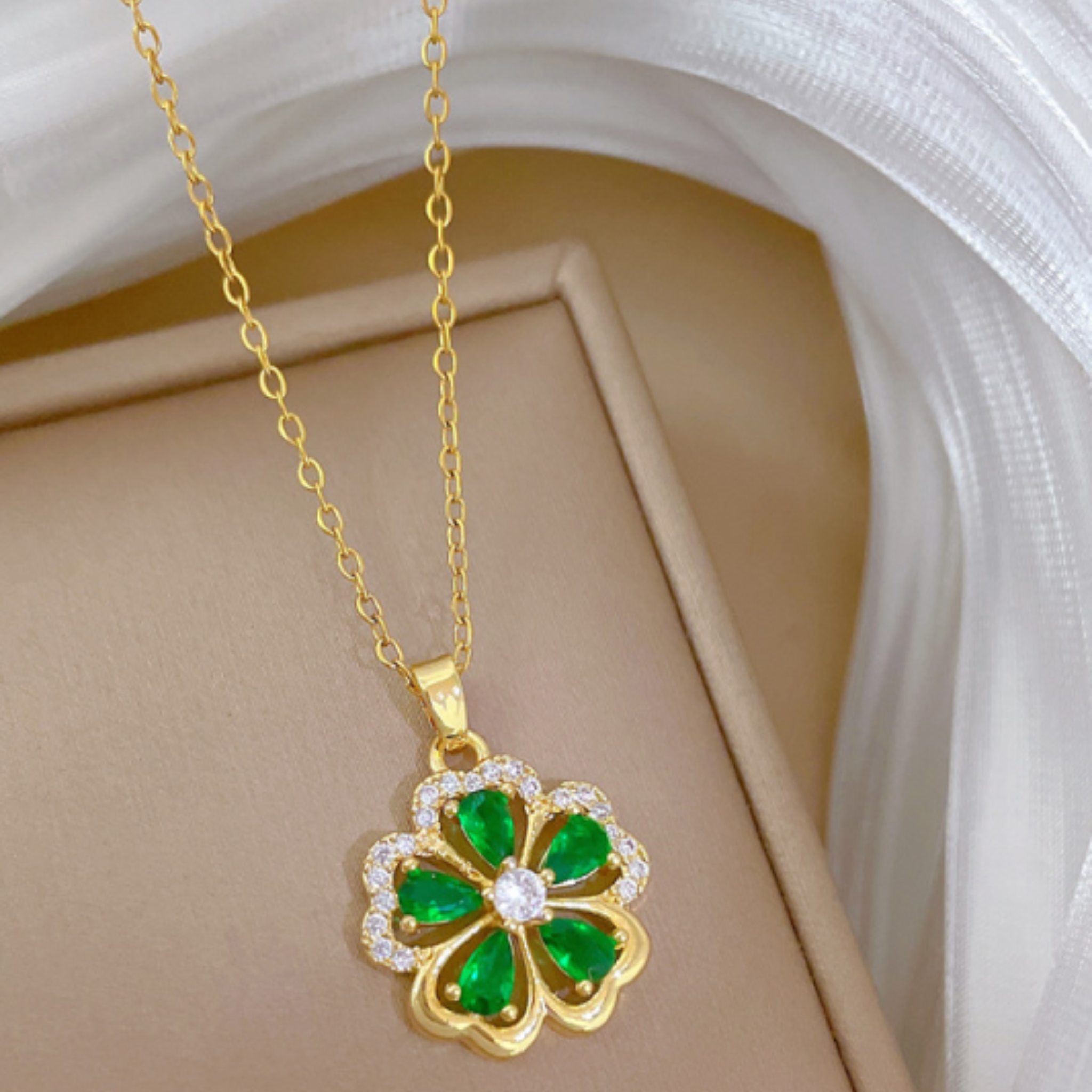 Lucky Green Clover Necklace