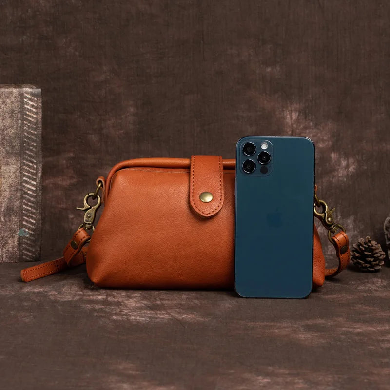Alyssa Timeless Charm | Unique Handbag