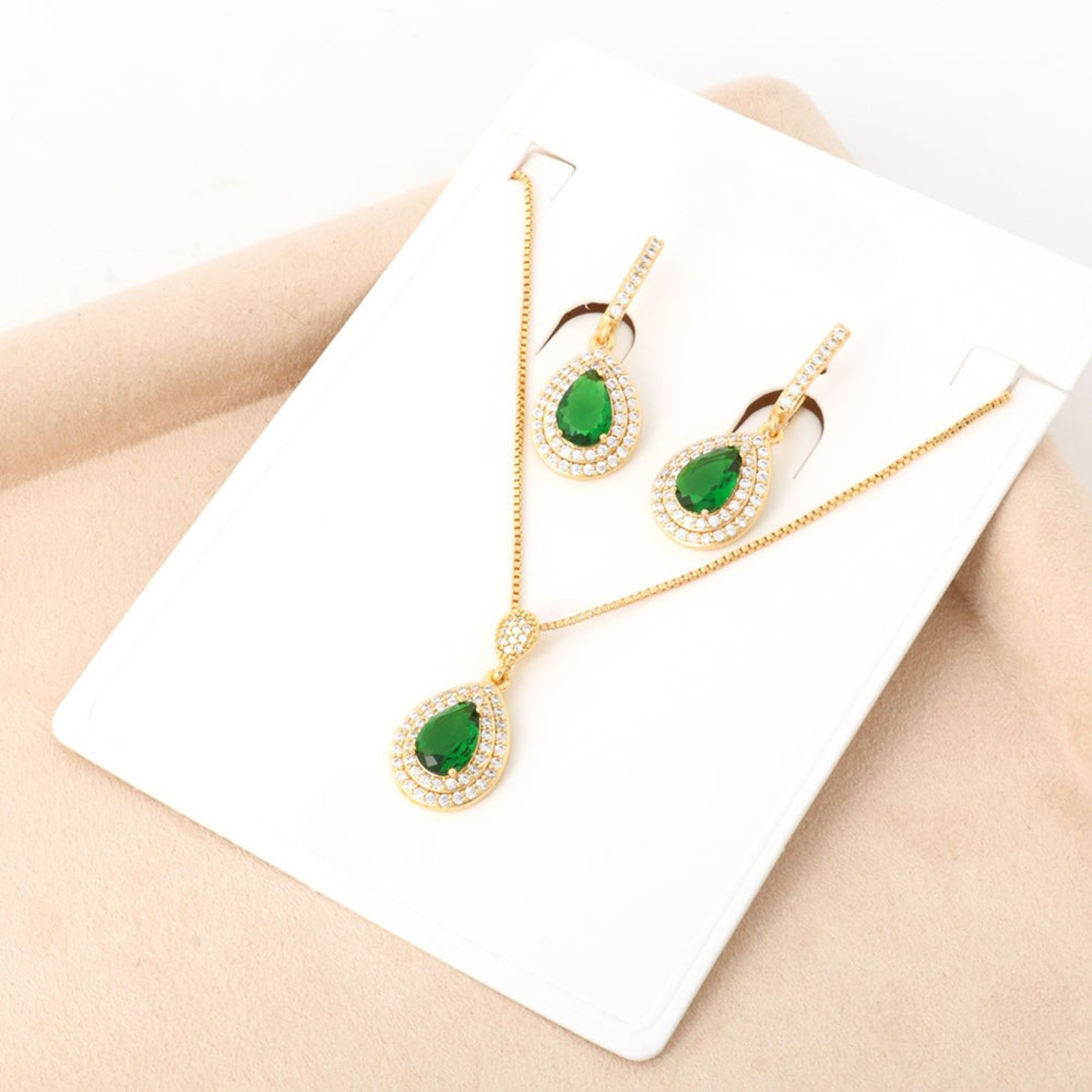 Florence – Opulent Gold Jewellery Set
