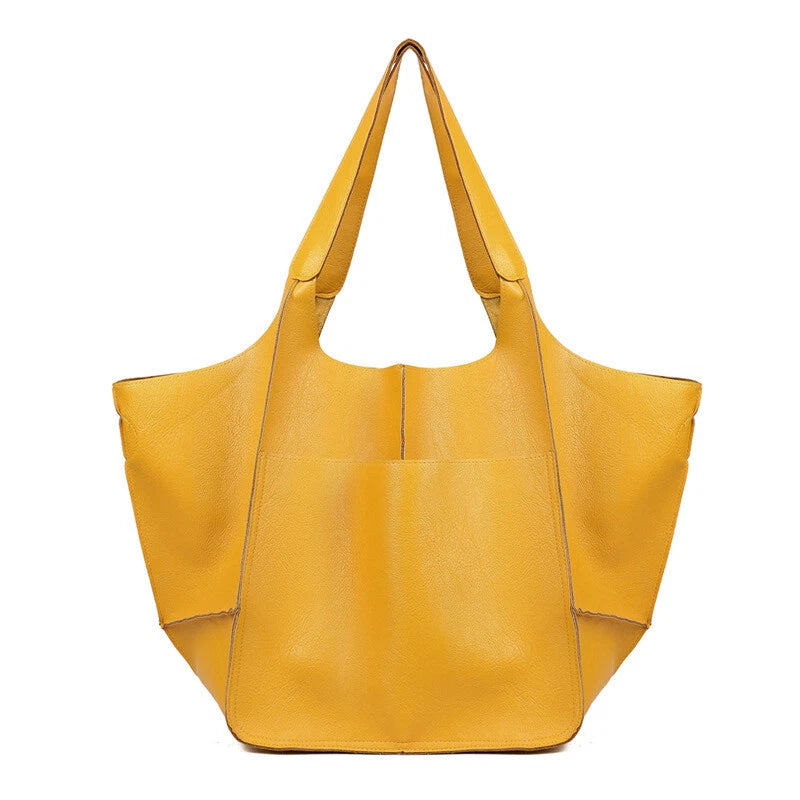 Laura’s Timeless Allure | Vintage Bag
